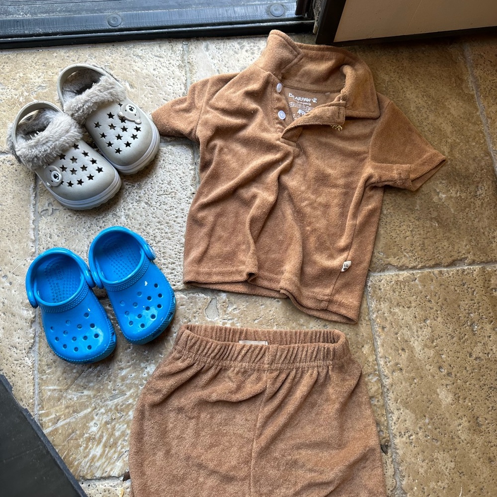 ✨baby bundle crocs & bear paw set